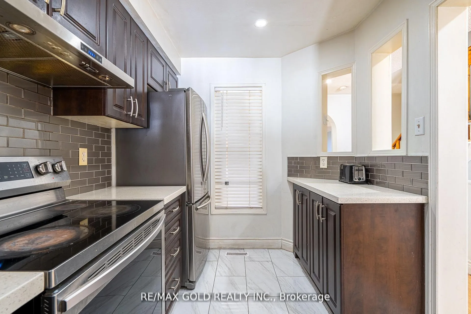 Photo 3 of 25 Clover Bloom Road, Brampton, Sandringham-Wellington — HOMEH