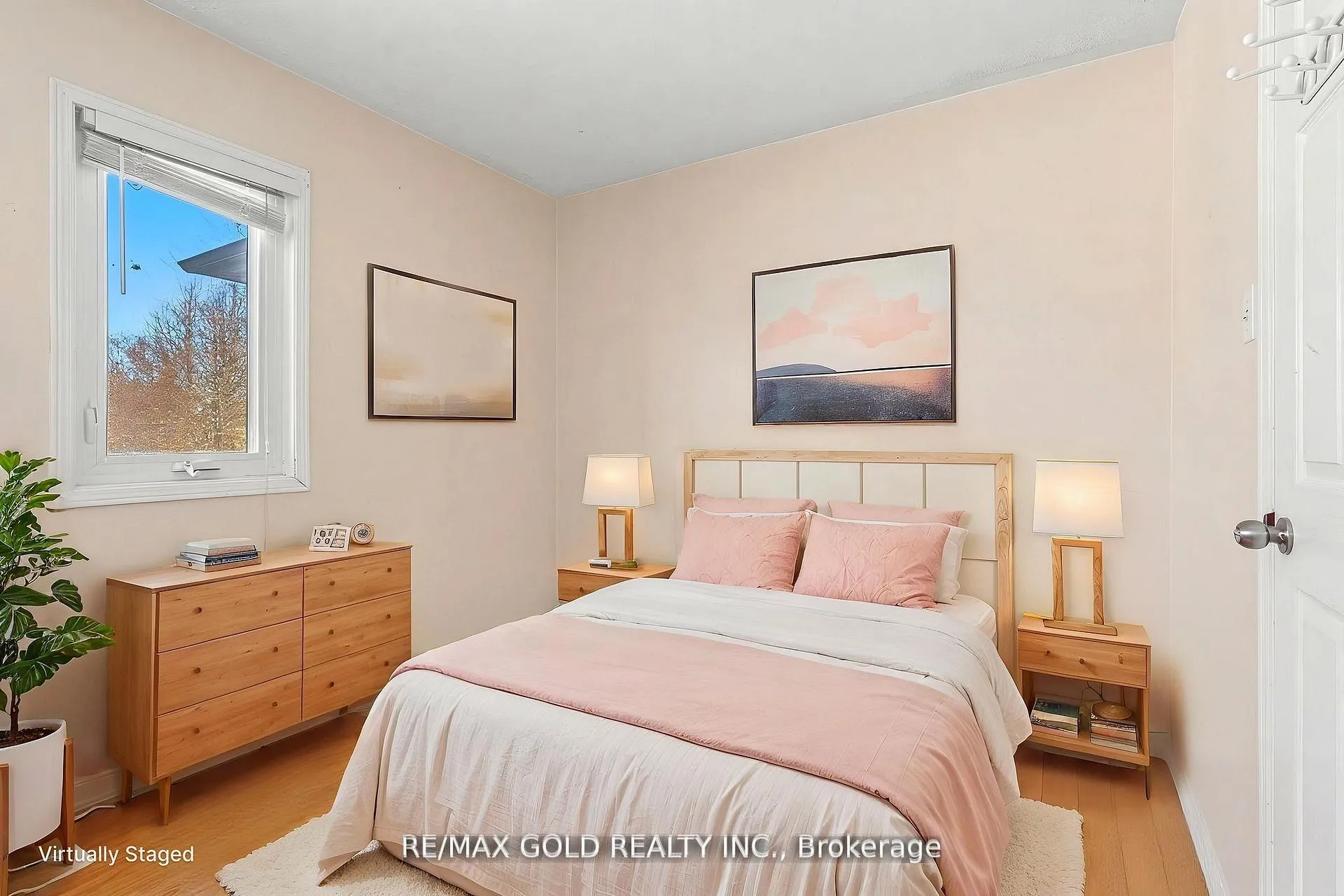 Photo 12 of 25 Clover Bloom Road, Brampton, Sandringham-Wellington — HOMEH