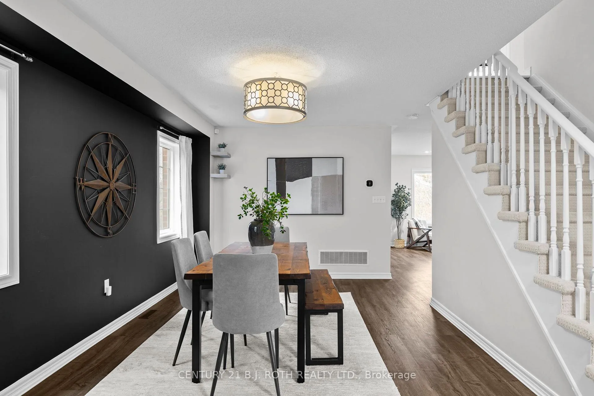 Photo 6 of 30 Megan Crescent, Barrie, Holly — HOMEH