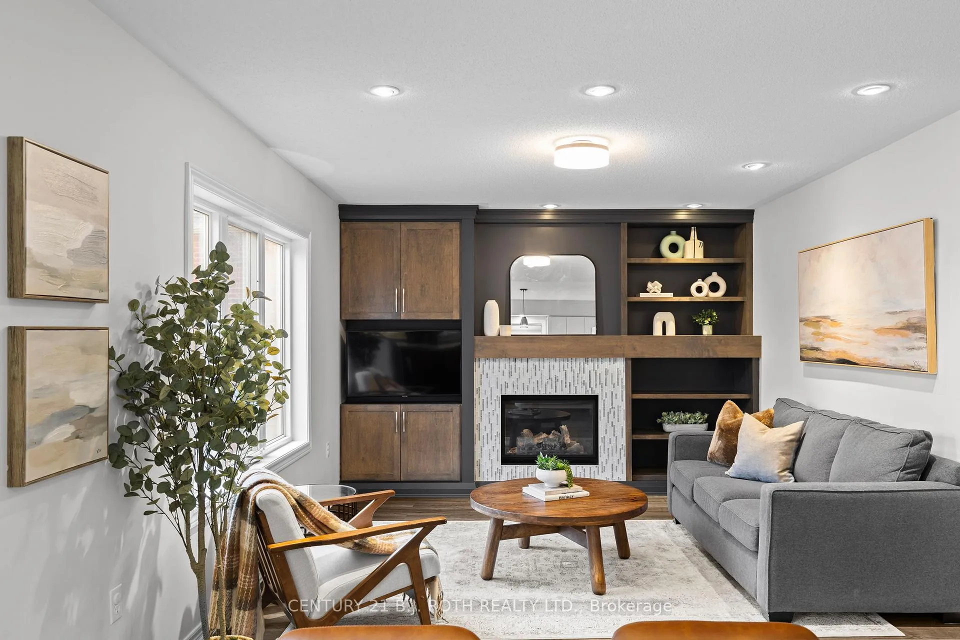 Photo 11 of 30 Megan Crescent, Barrie, Holly — HOMEH