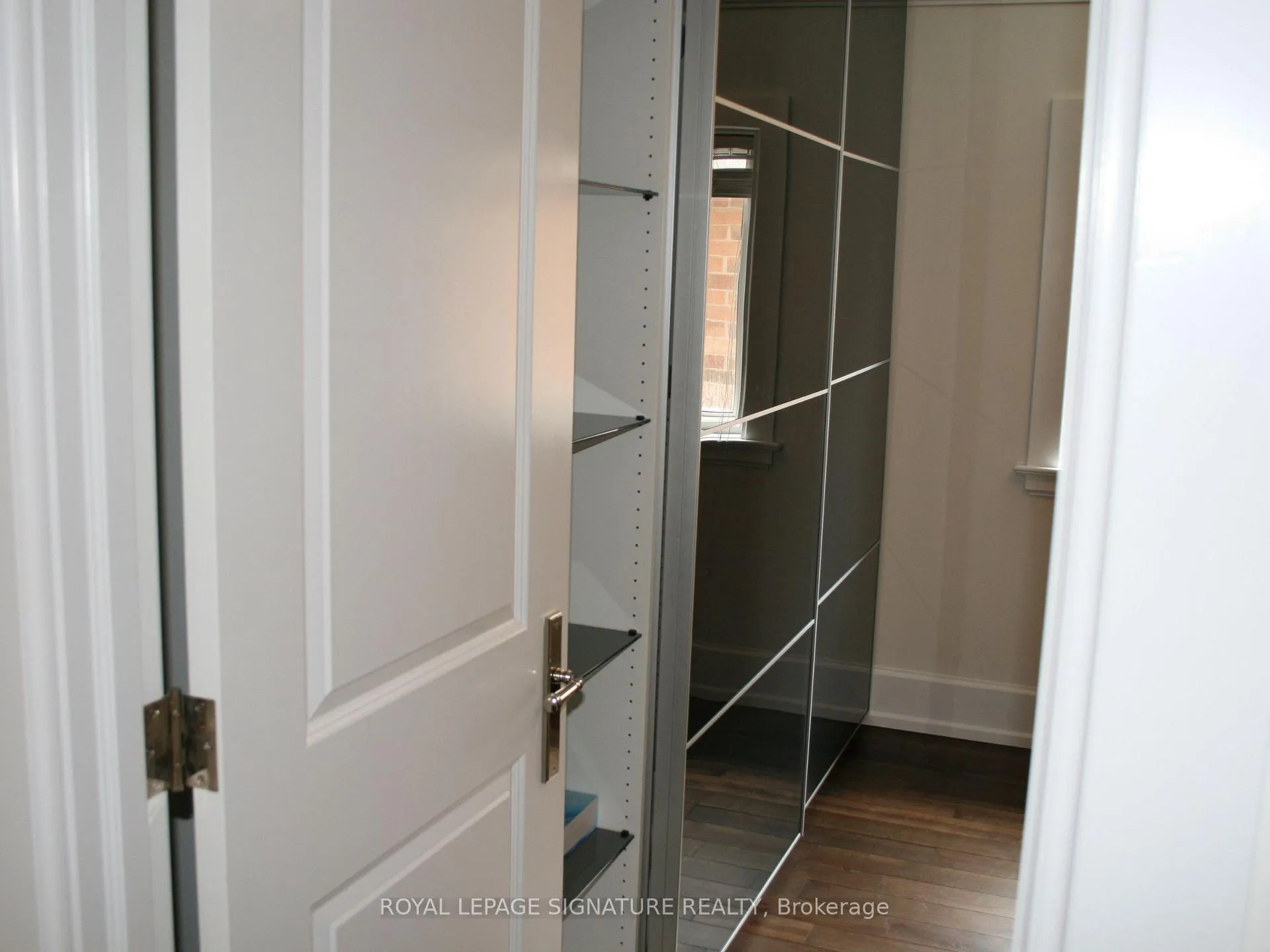 Photo 28 of 2096 Newell Crescent, Burlington, Orchard — HOMEH