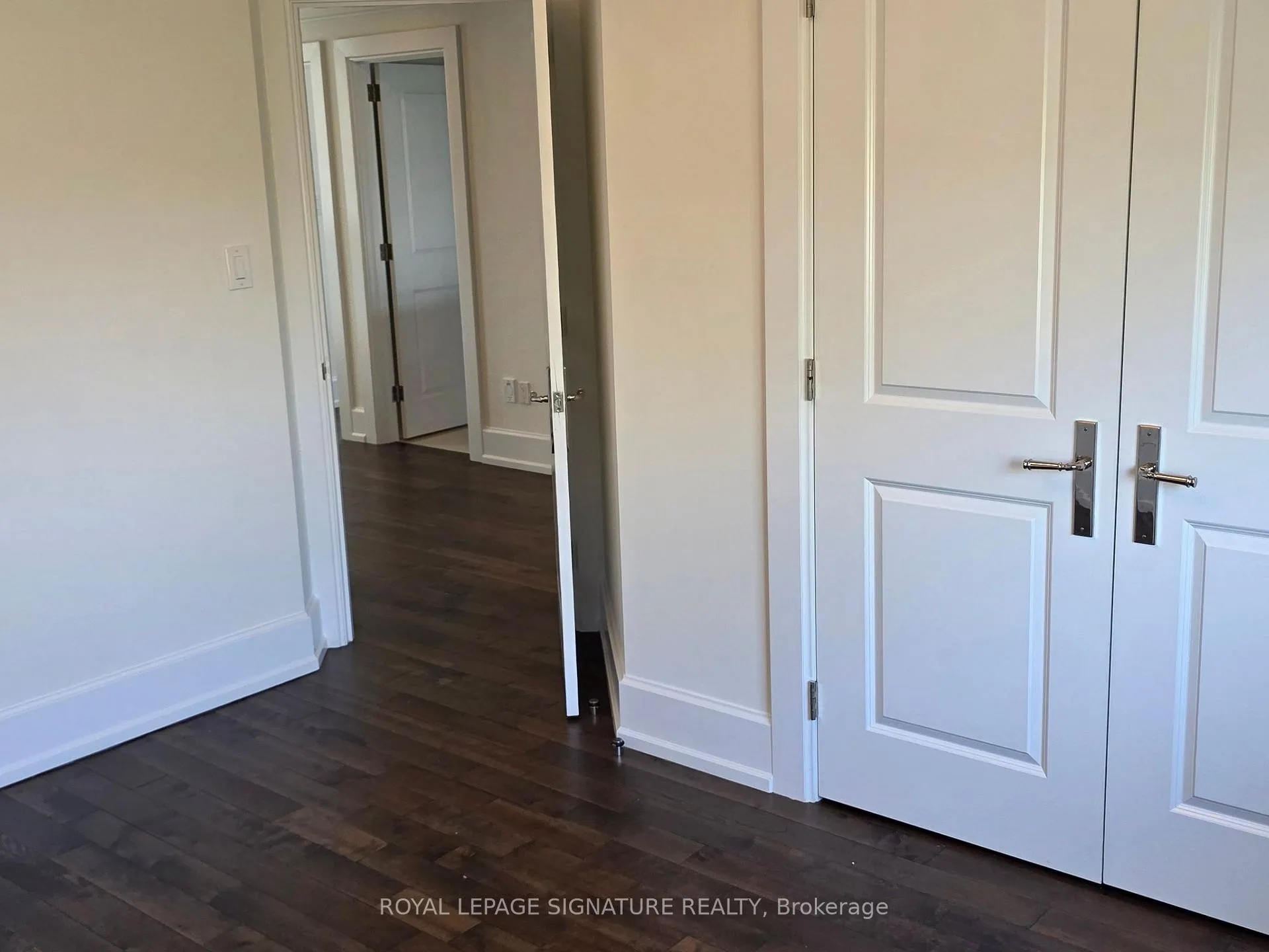 Photo 31 of 2096 Newell Crescent, Burlington, Orchard — HOMEH