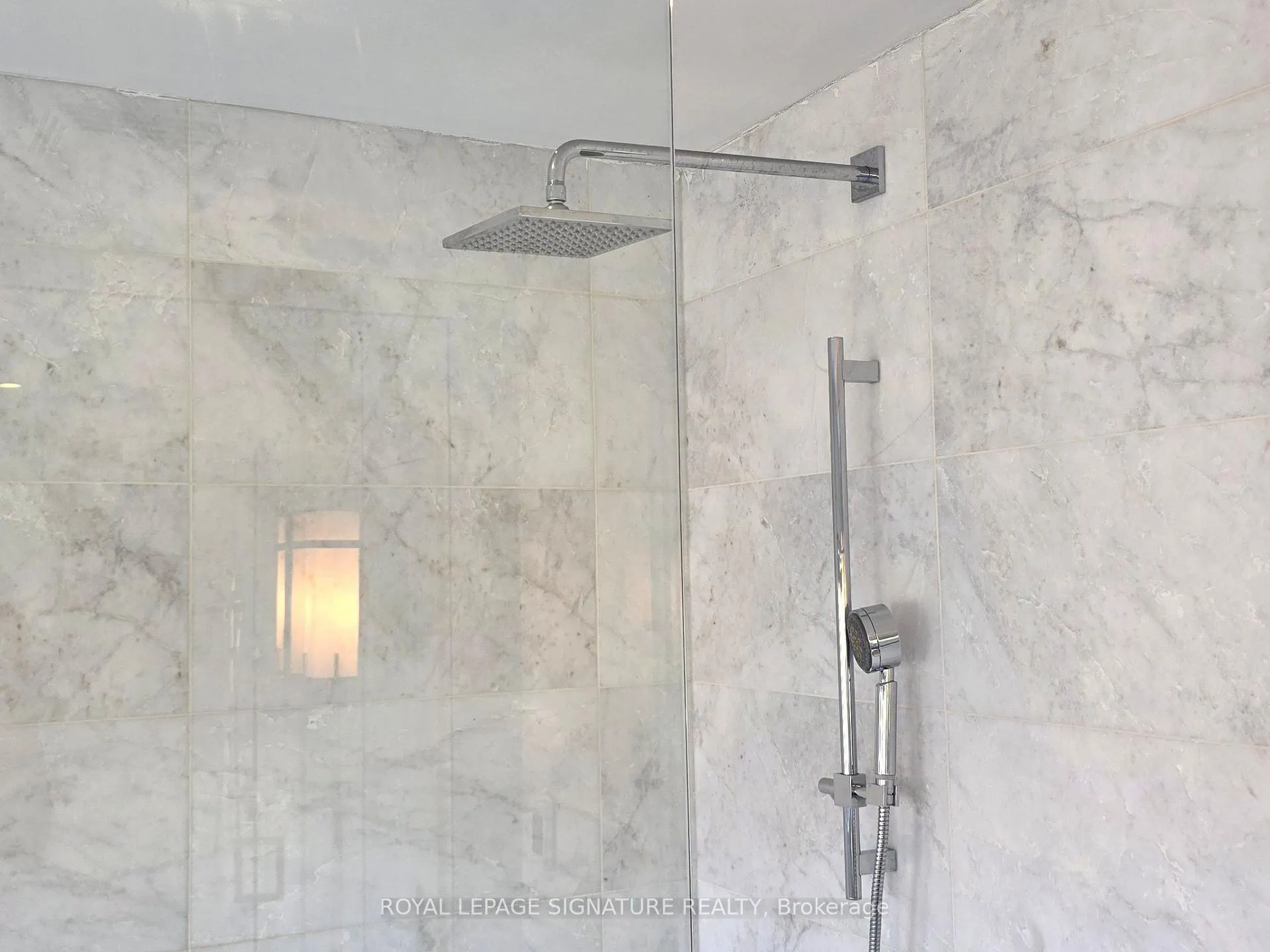 Photo 37 of 2096 Newell Crescent, Burlington, Orchard — HOMEH
