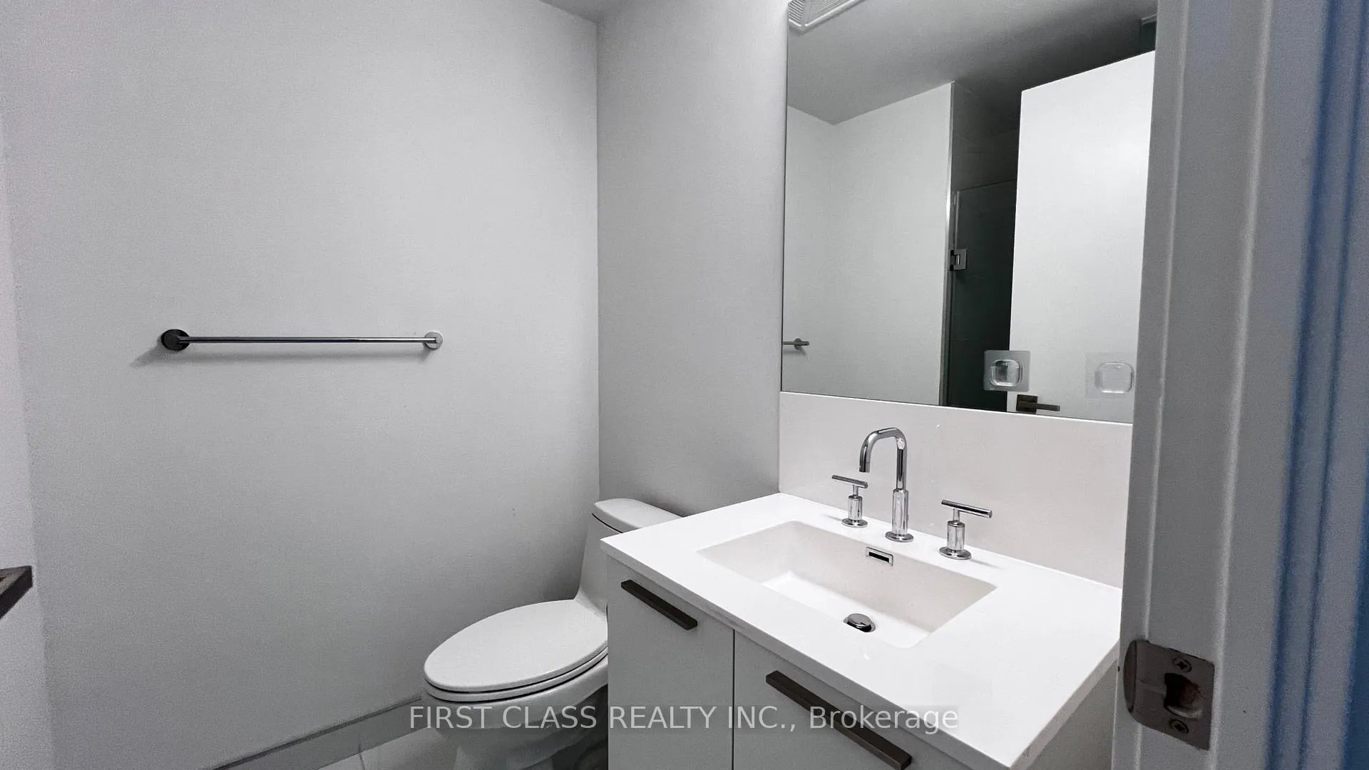 Photo 17 of Unit 4010, 3 Gloucester Street, Toronto, Church-Yonge Corridor — HOMEH