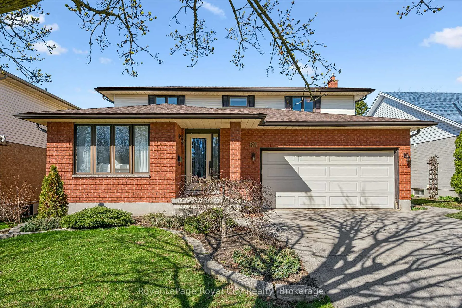 Photo 1 of 83 Pinnacle Crescent, Guelph, Willow West/Sugarbush/West Acres — HOMEH