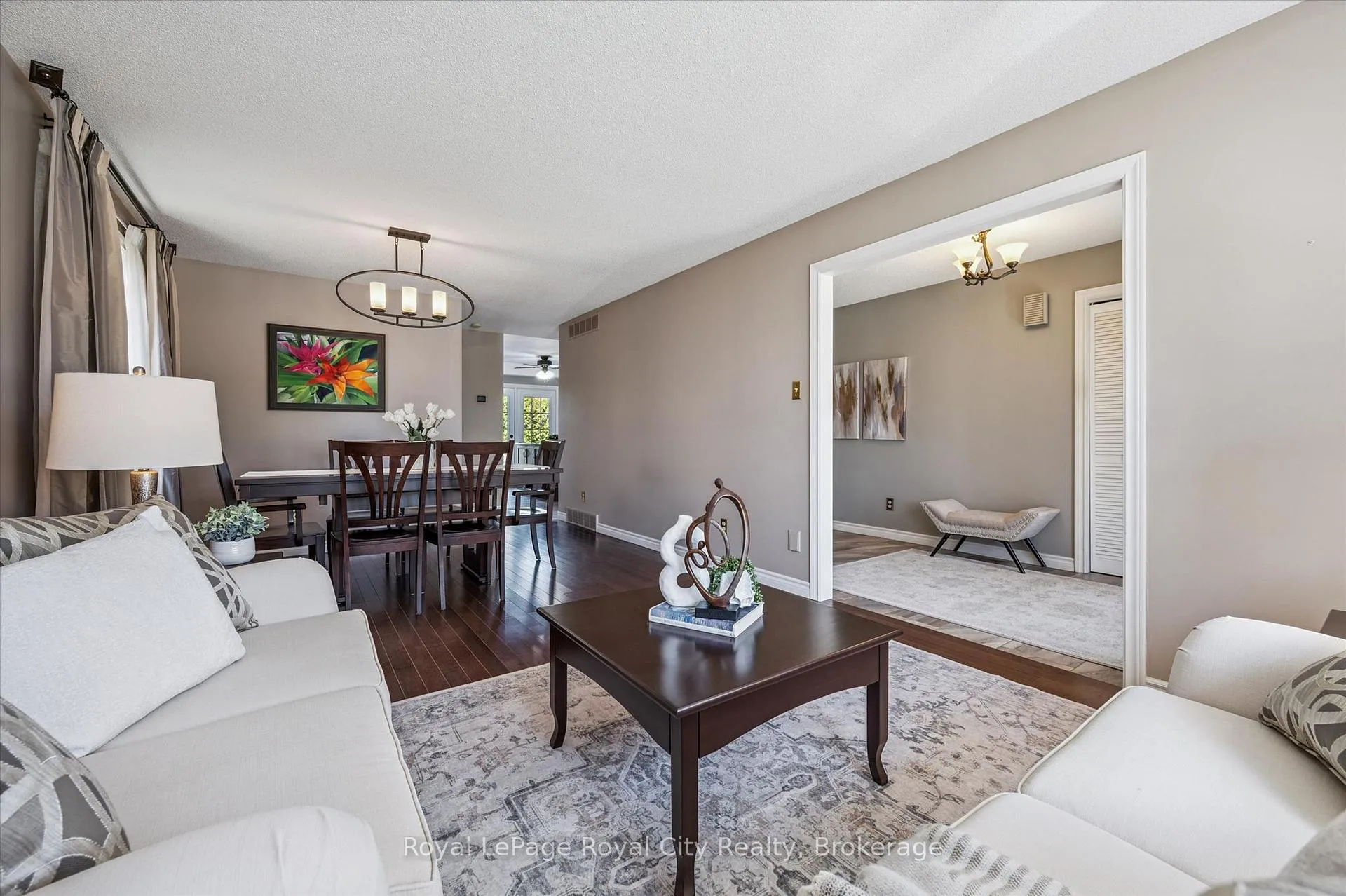 Photo 10 of 83 Pinnacle Crescent, Guelph, Willow West/Sugarbush/West Acres — HOMEH
