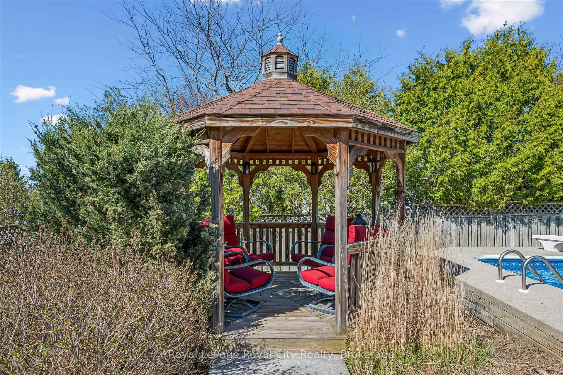 Photo 46 of 83 Pinnacle Crescent, Guelph, Willow West/Sugarbush/West Acres — HOMEH