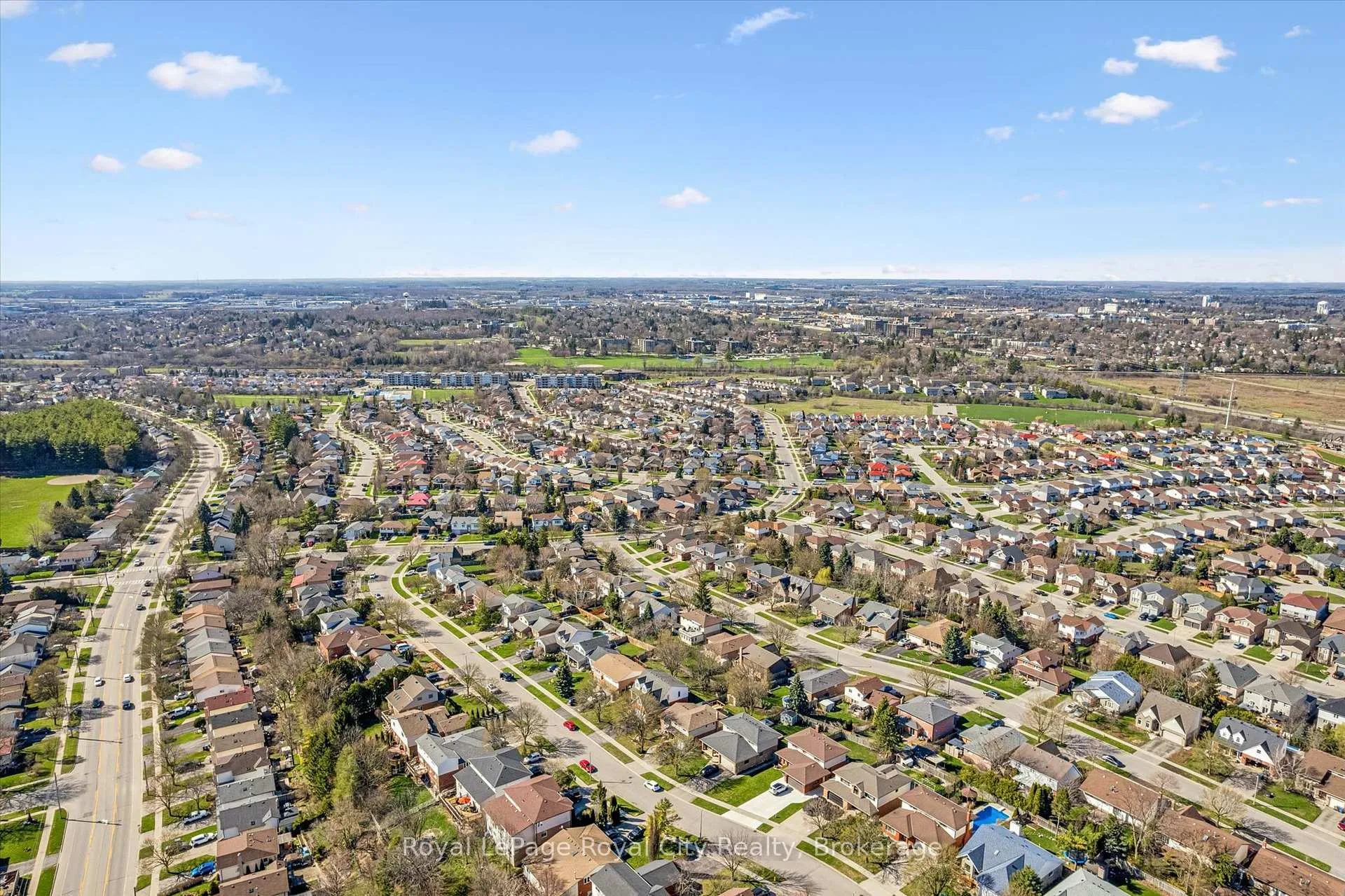 Photo 50 of 83 Pinnacle Crescent, Guelph, Willow West/Sugarbush/West Acres — HOMEH