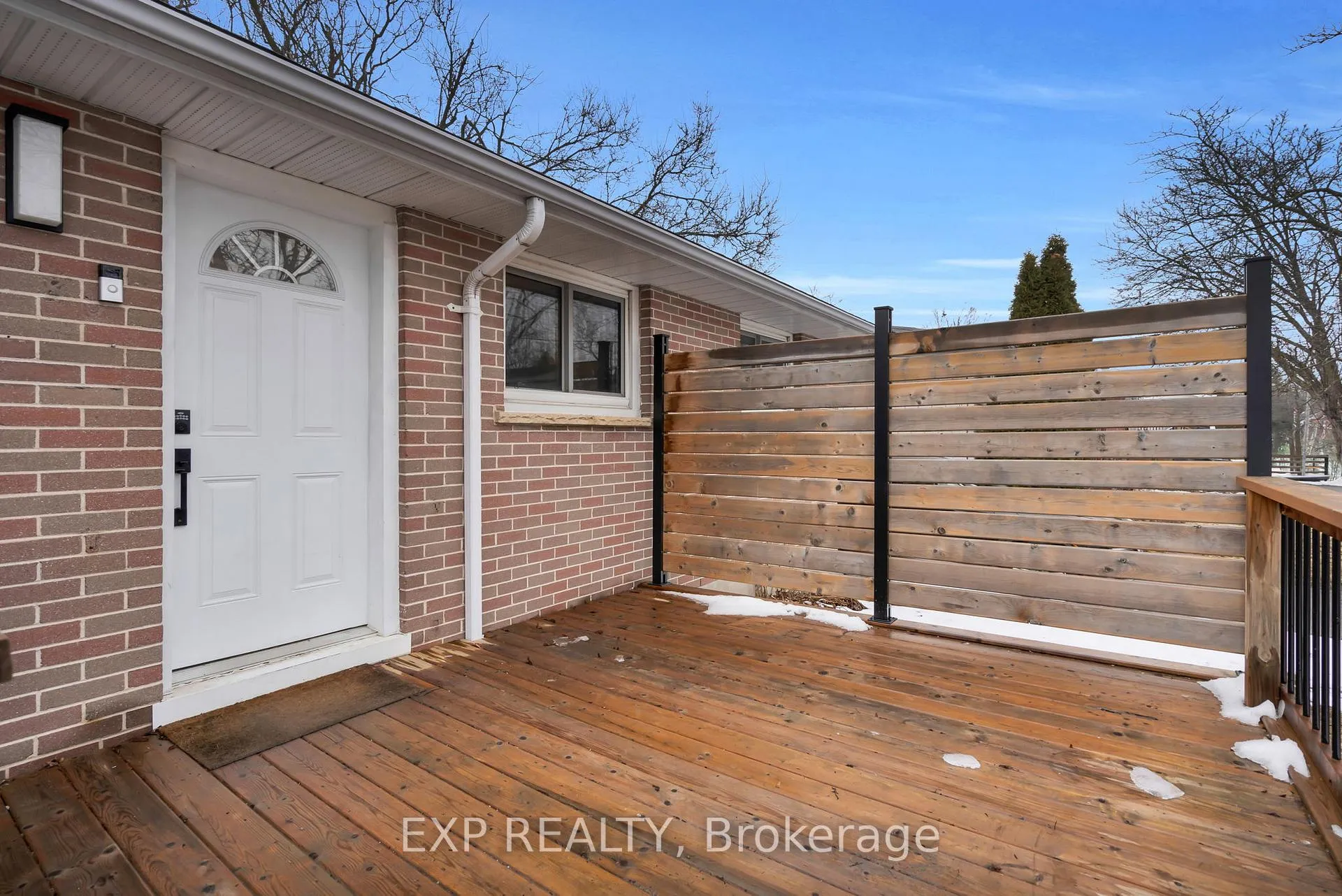Photo 4 of 80 Short Avenue, Kawartha Lakes, Lindsay — HOMEH