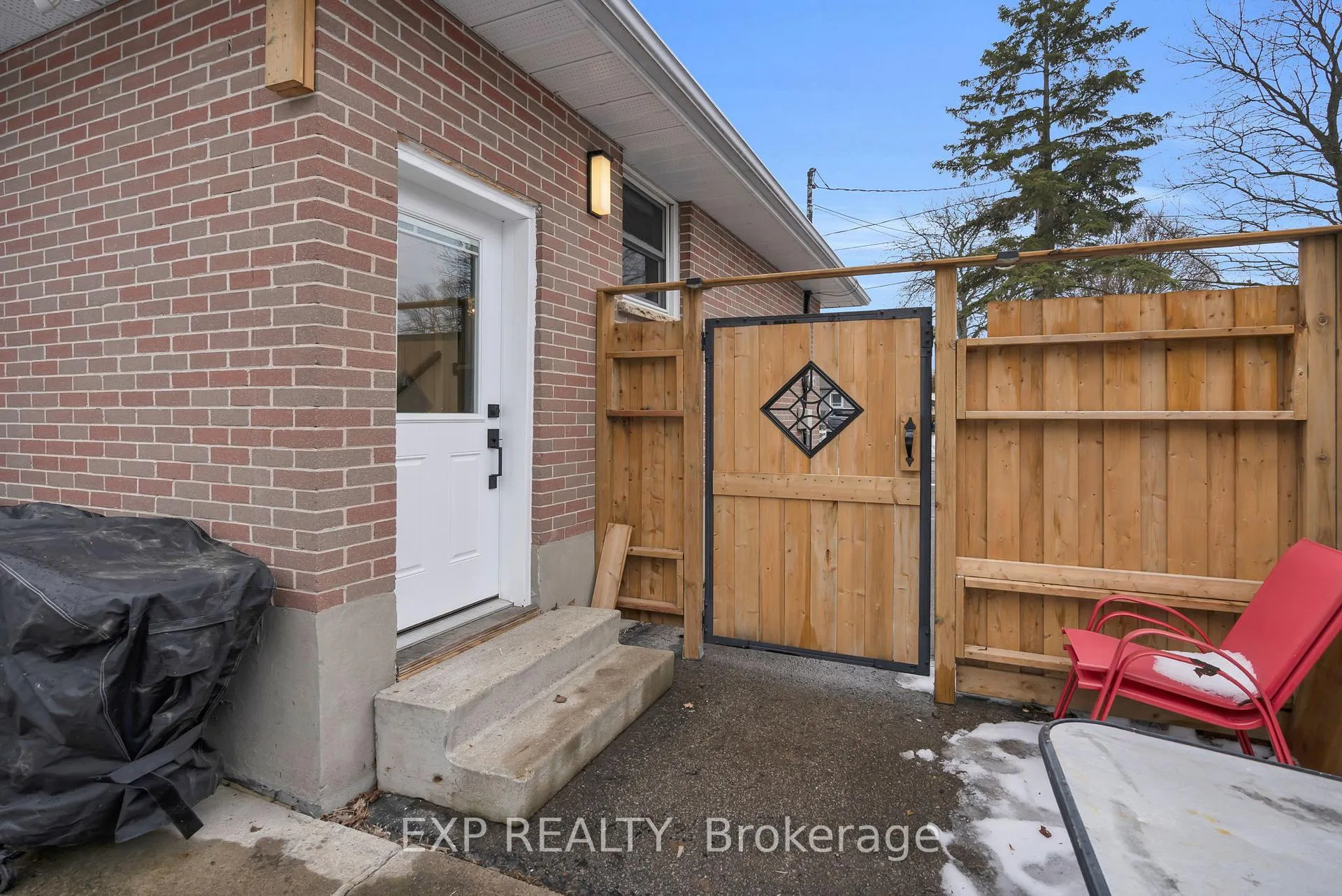 Photo 26 of 80 Short Avenue, Kawartha Lakes, Lindsay — HOMEH