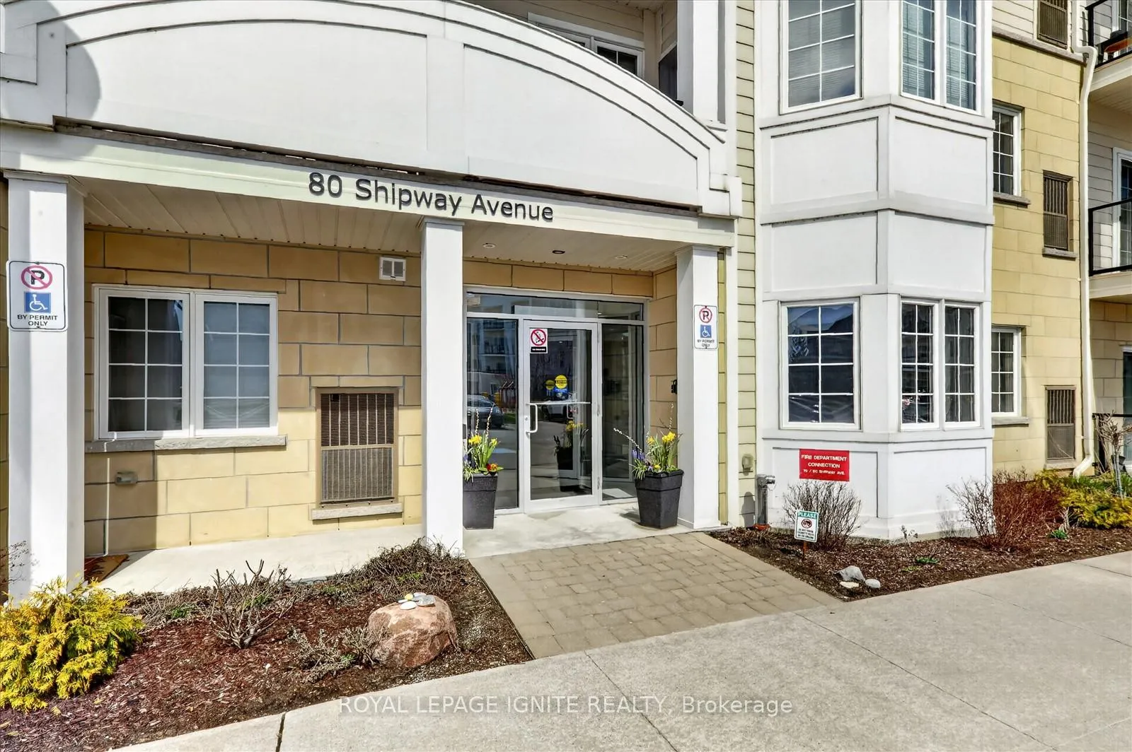 Photo 4 of Unit 206, 80 Shipway Avenue, Clarington, Newcastle — HOMEH