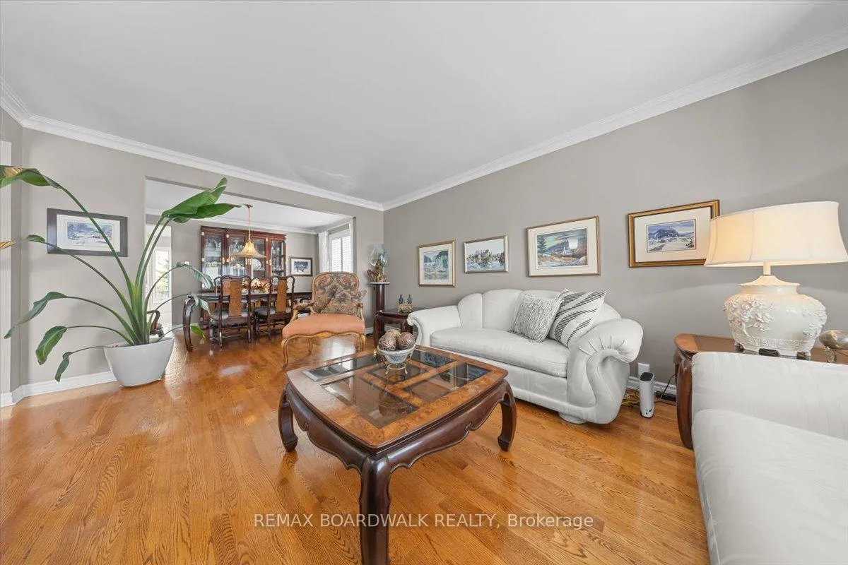 Photo 7 of 1594 Meadowfield Place, Ottawa, Chapel Hill — HOMEH