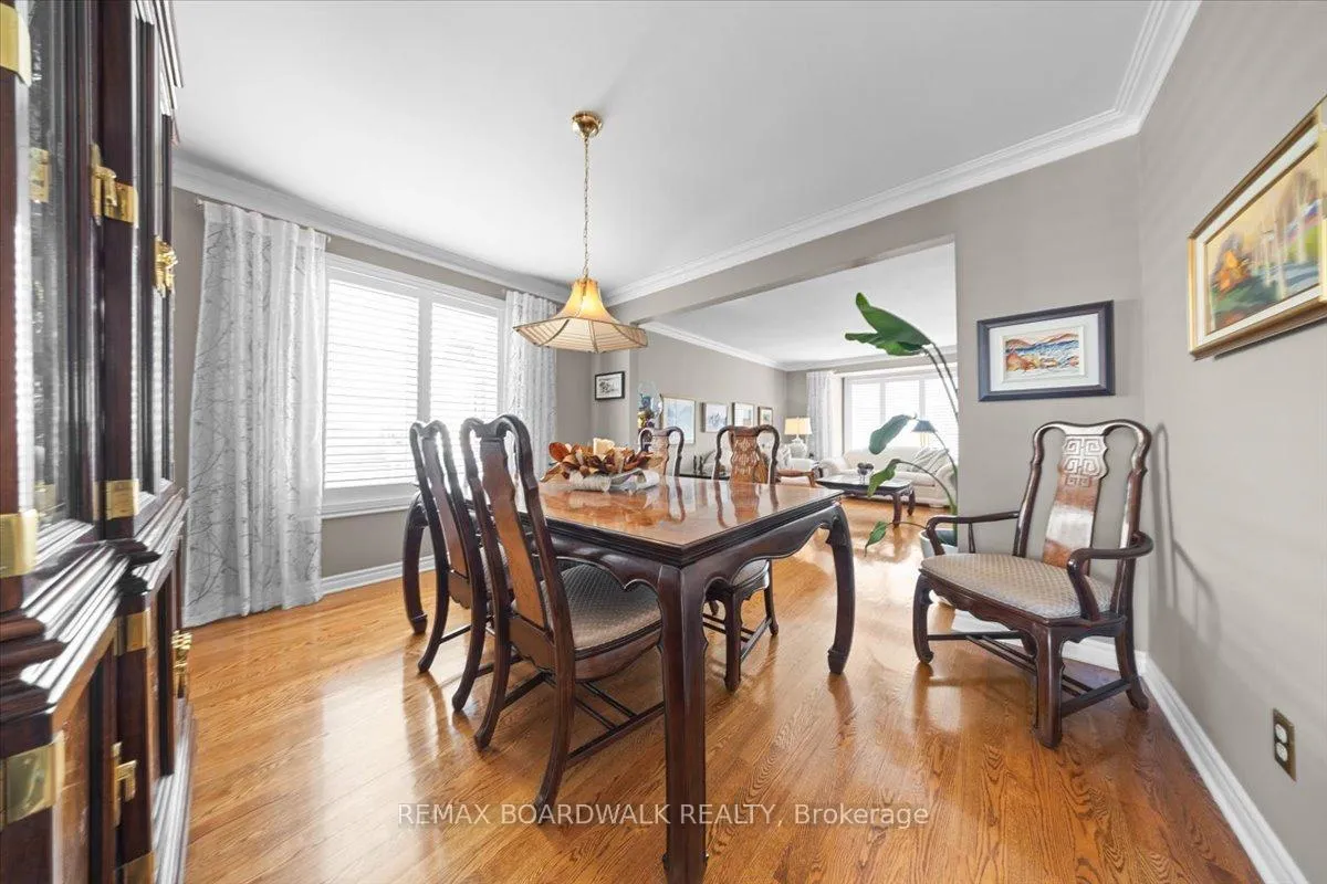 Photo 10 of 1594 Meadowfield Place, Ottawa, Chapel Hill — HOMEH