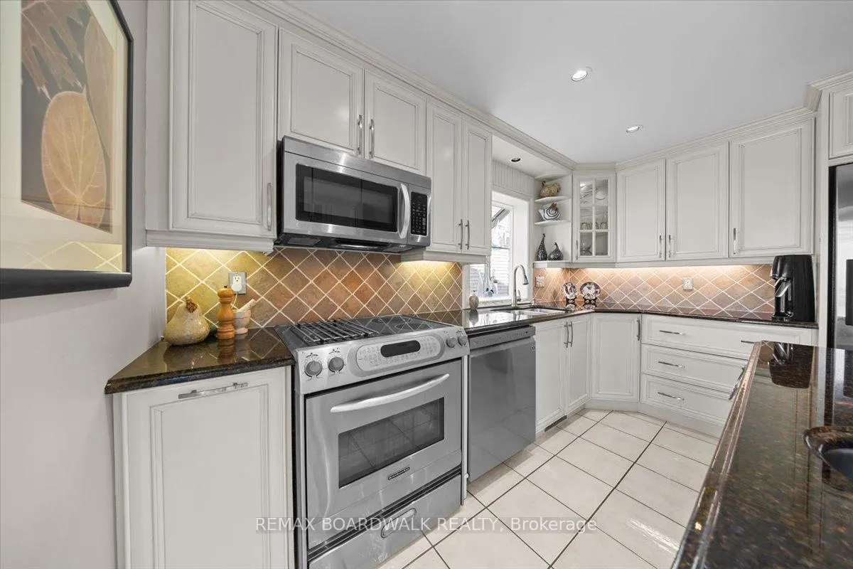 Photo 16 of 1594 Meadowfield Place, Ottawa, Chapel Hill — HOMEH