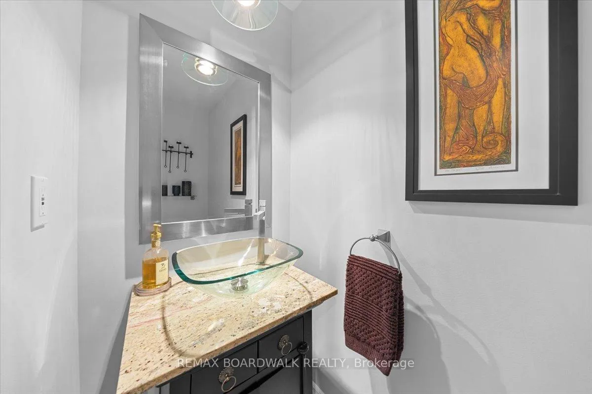 Photo 23 of 1594 Meadowfield Place, Ottawa, Chapel Hill — HOMEH