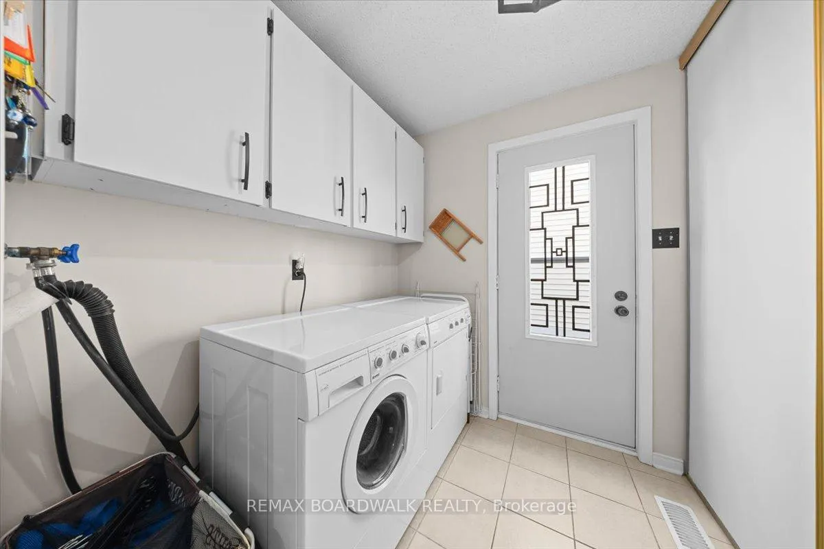 Photo 24 of 1594 Meadowfield Place, Ottawa, Chapel Hill — HOMEH