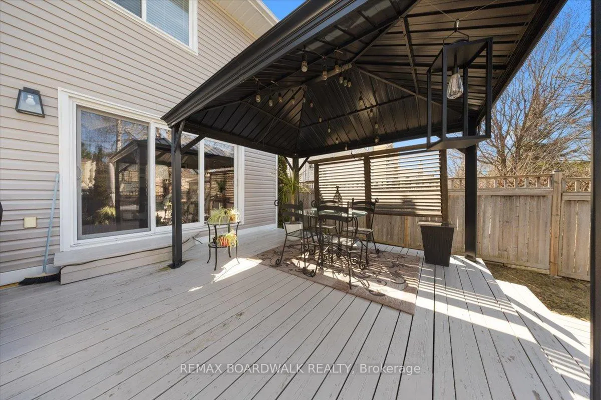 Photo 38 of 1594 Meadowfield Place, Ottawa, Chapel Hill — HOMEH