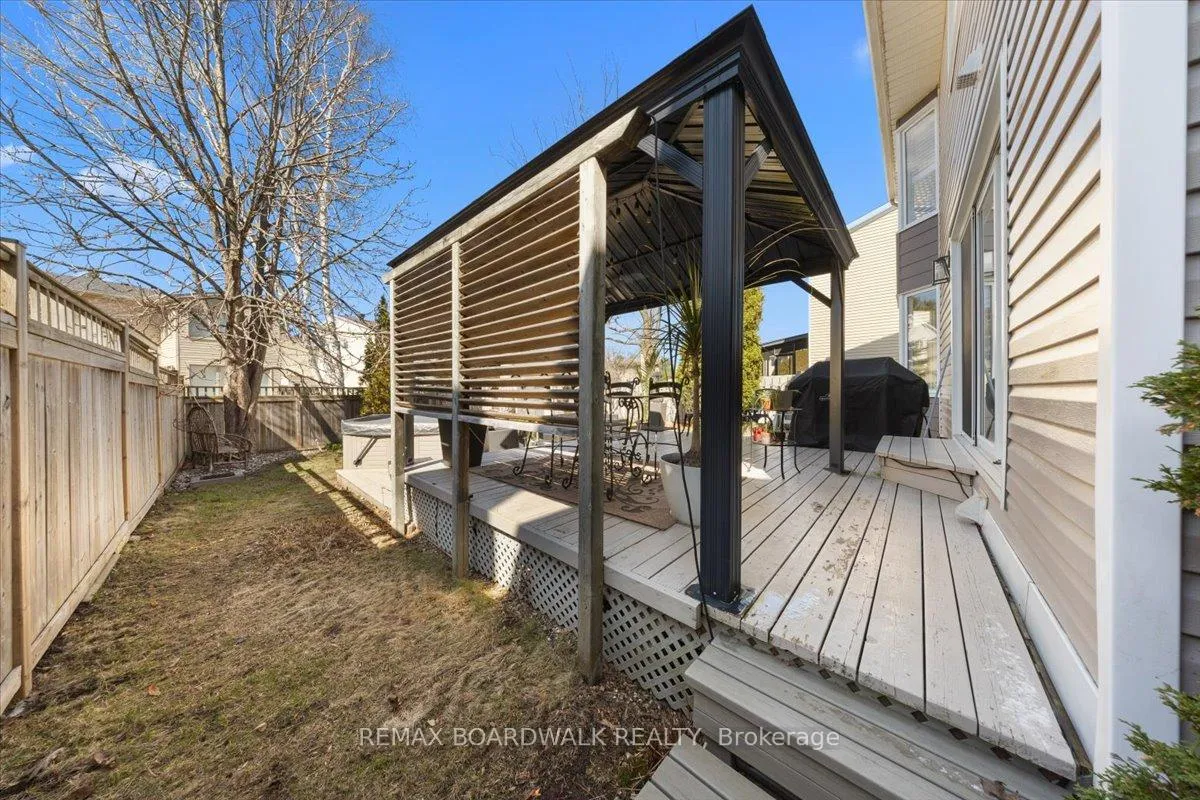 Photo 39 of 1594 Meadowfield Place, Ottawa, Chapel Hill — HOMEH