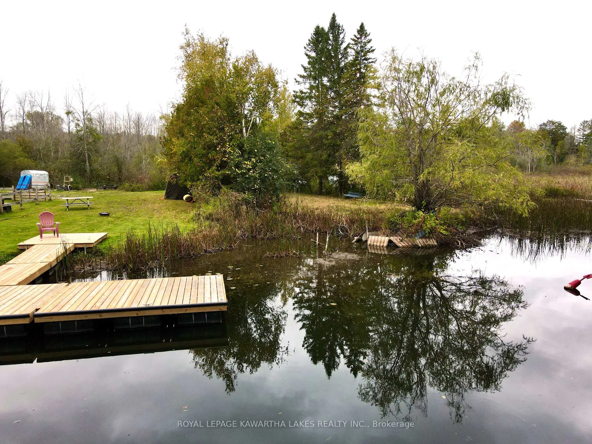 Photo 2 of 16 Halmar Park Road, Georgina, Pefferlaw — HOMEH