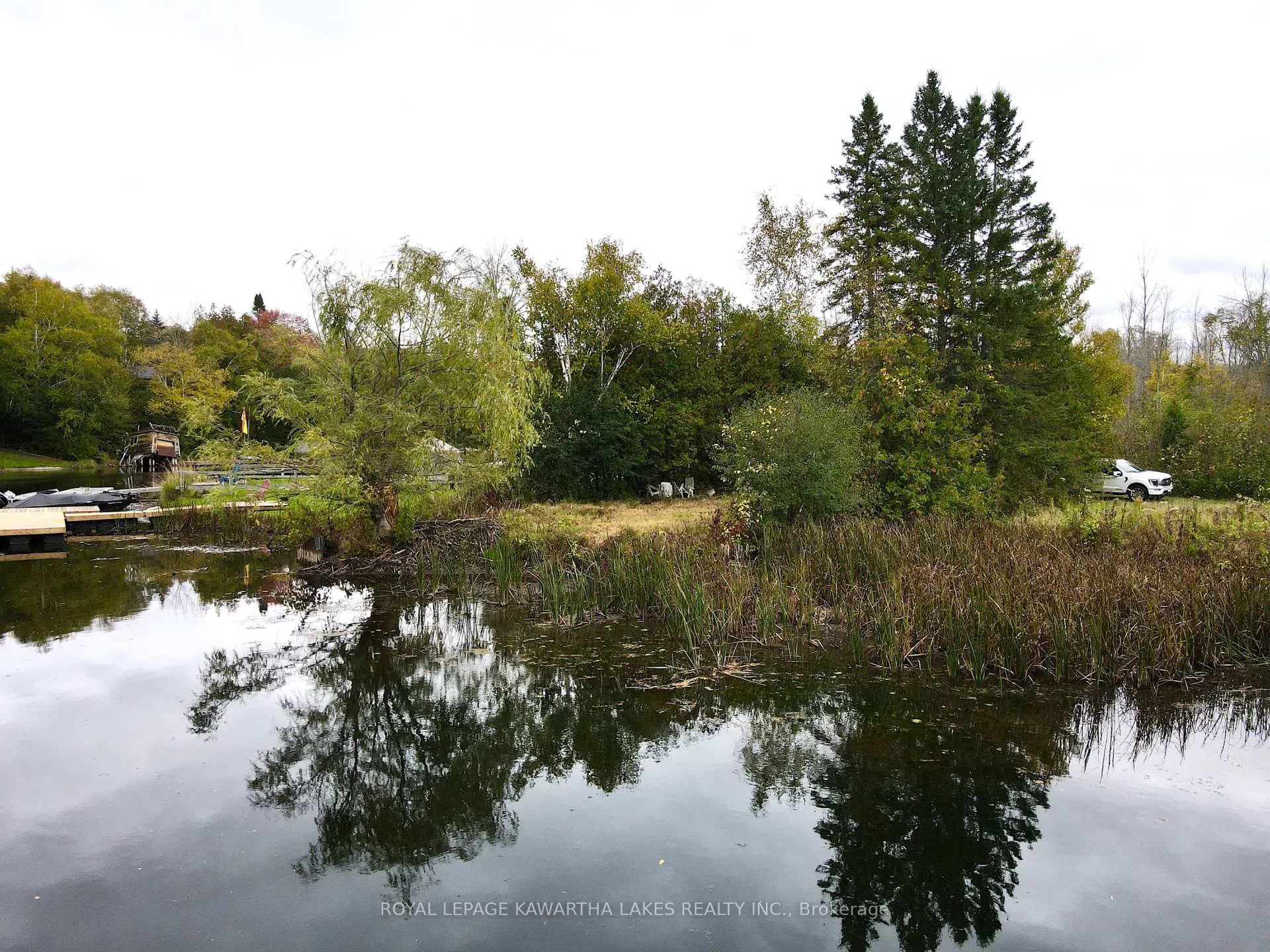 Photo 3 of 16 Halmar Park Road, Georgina, Pefferlaw — HOMEH