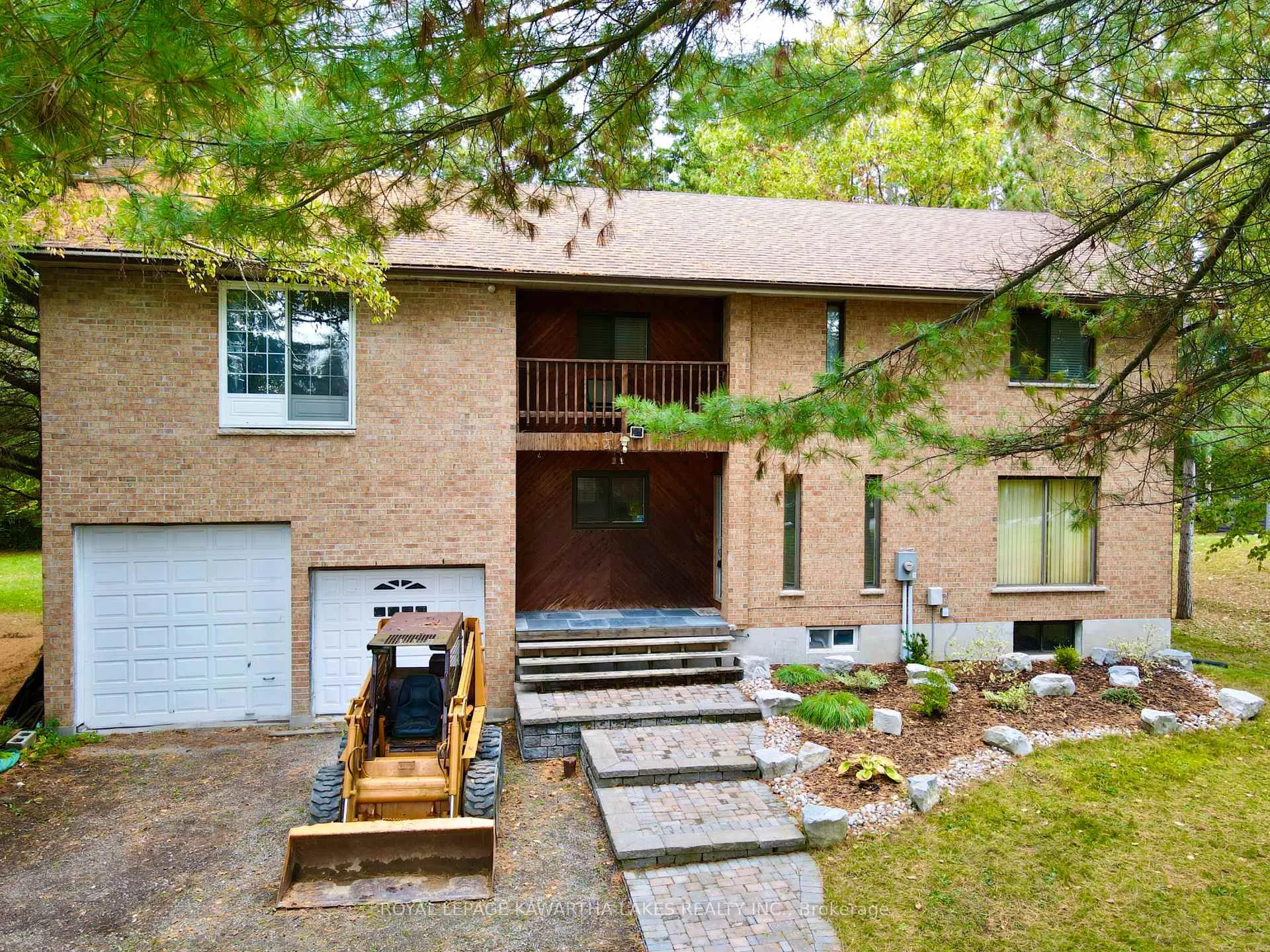Photo 33 of 16 Halmar Park Road, Georgina, Pefferlaw — HOMEH