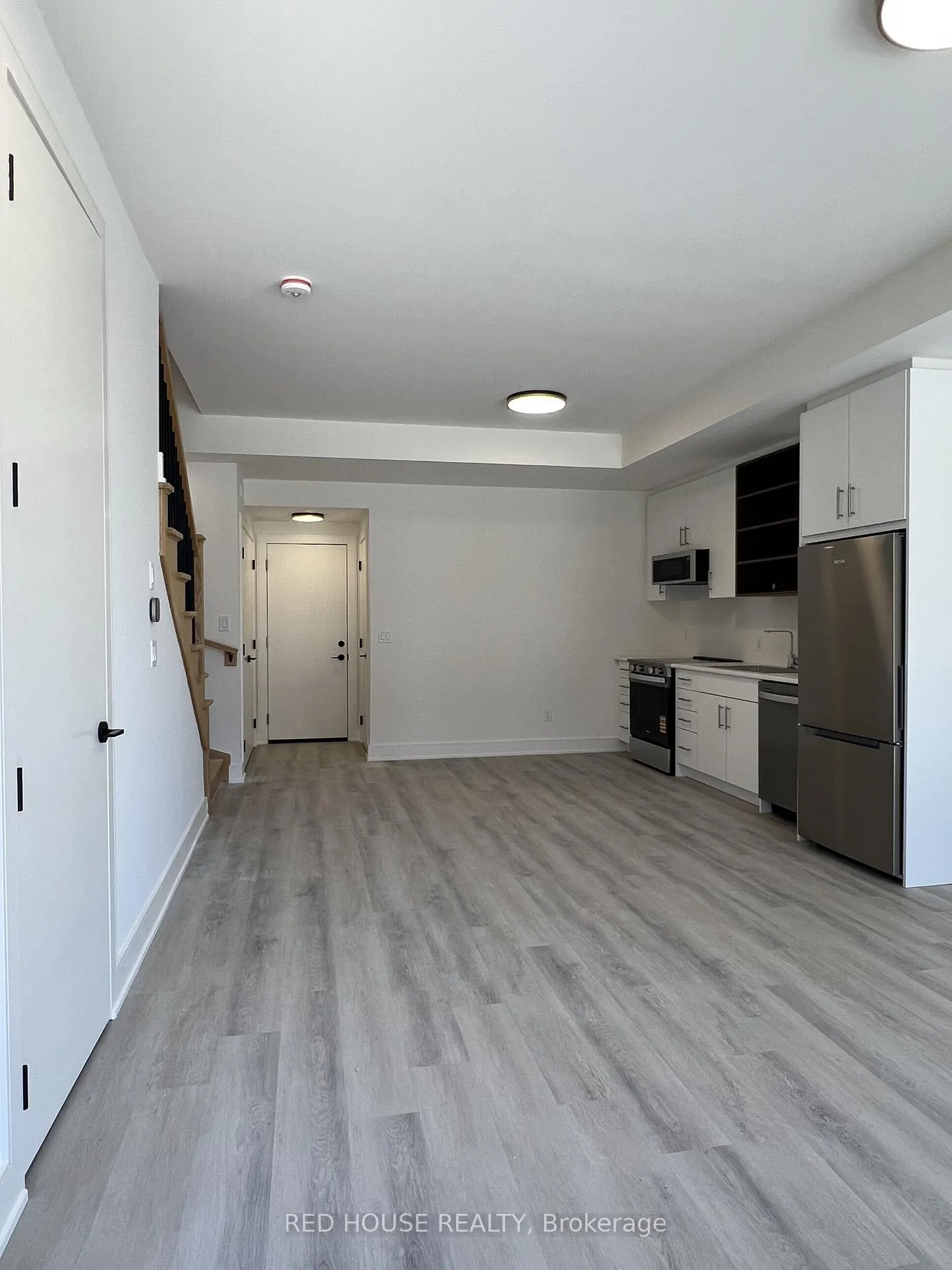 Photo 2 of 44 Everett Common, St. Catharines, Oakdale — HOMEH