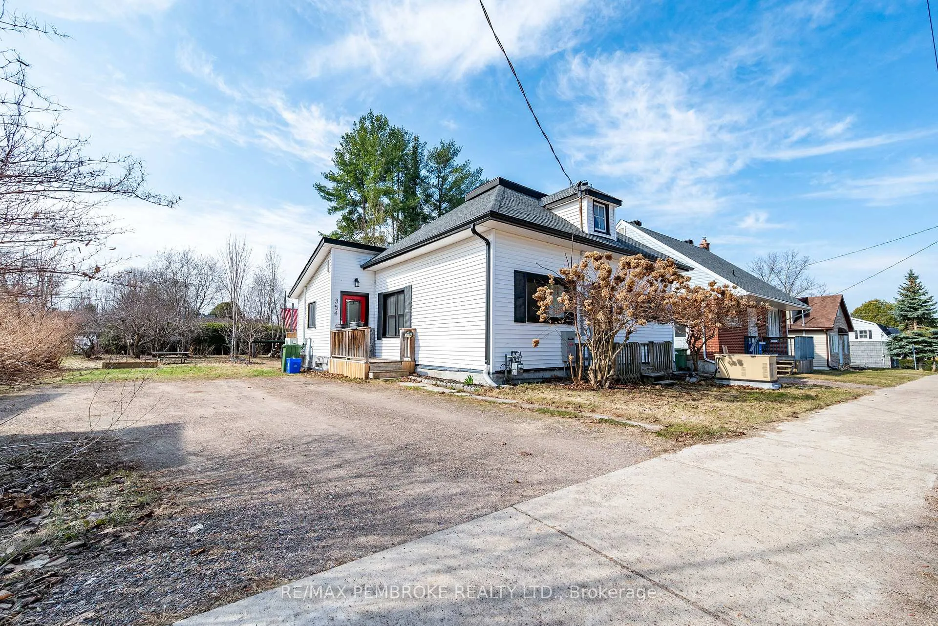 Photo 1 of 354 Irving Street, Pembroke — HOMEH