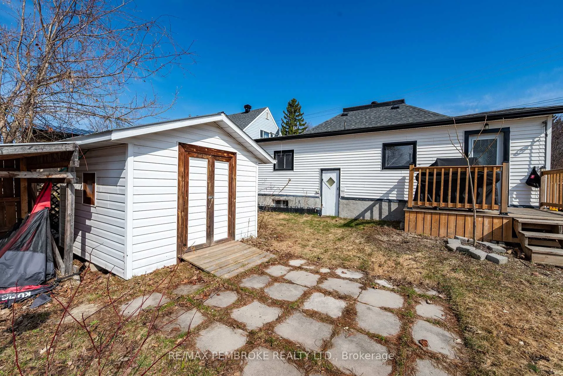 Photo 7 of 354 Irving Street, Pembroke — HOMEH