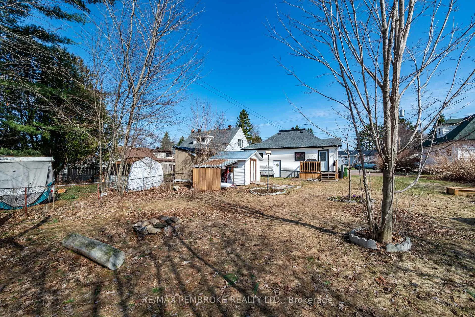 Photo 8 of 354 Irving Street, Pembroke — HOMEH