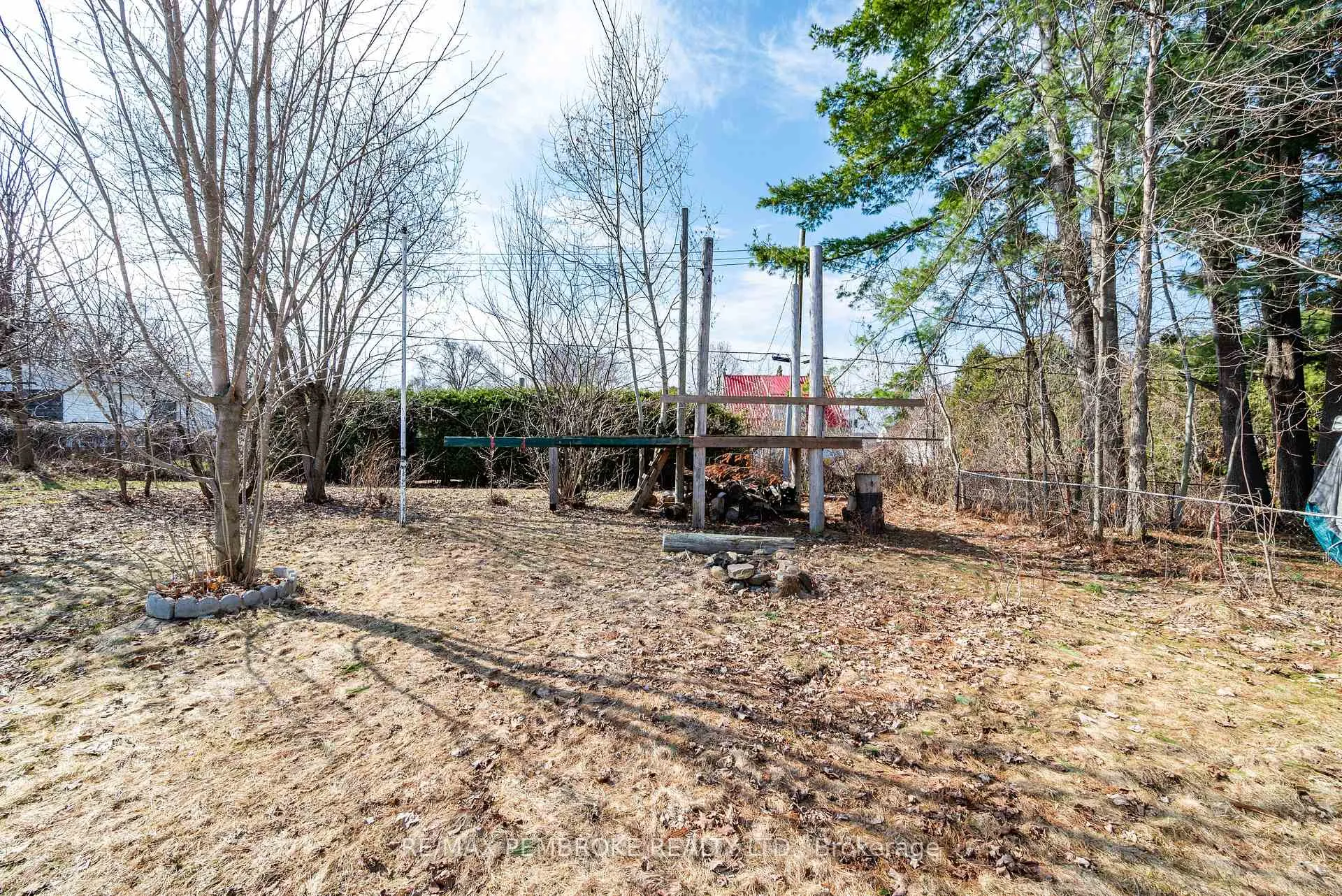 Photo 9 of 354 Irving Street, Pembroke — HOMEH