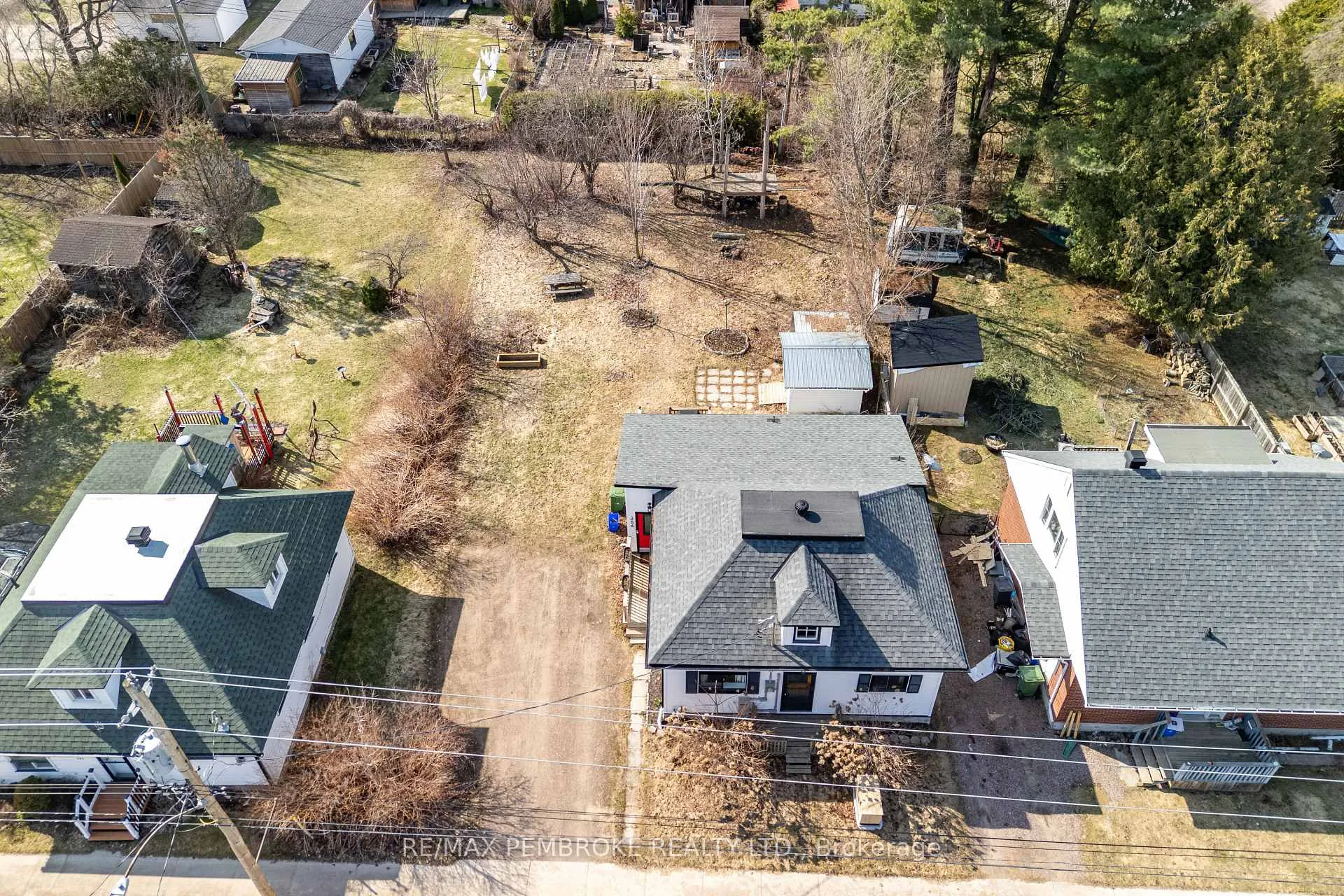 Photo 10 of 354 Irving Street, Pembroke — HOMEH