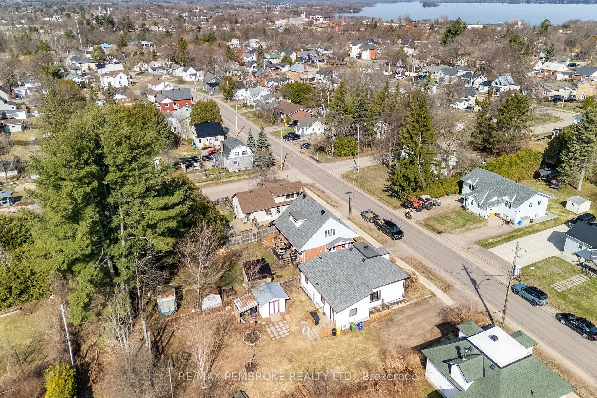 Photo 13 of 354 Irving Street, Pembroke — HOMEH