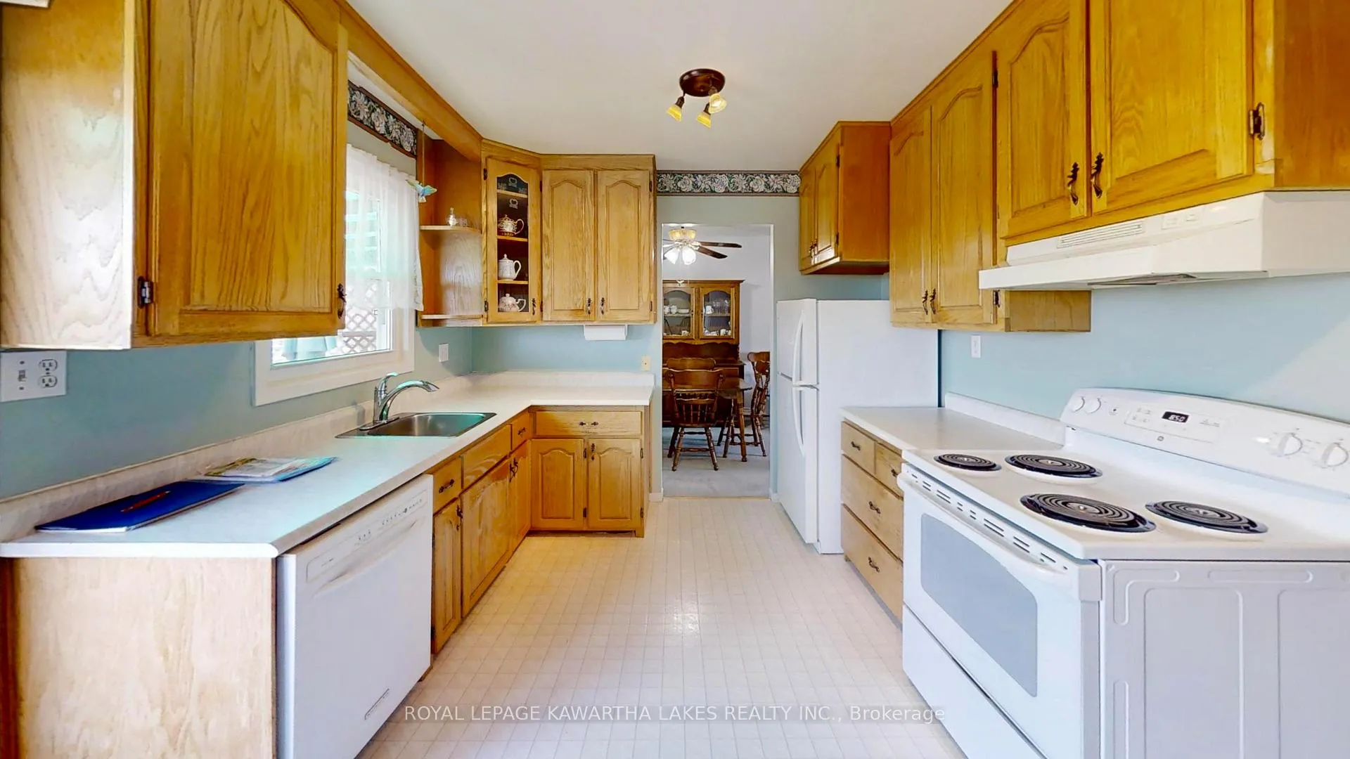 Photo 15 of 194 Park Street, Brock, Cannington — HOMEH