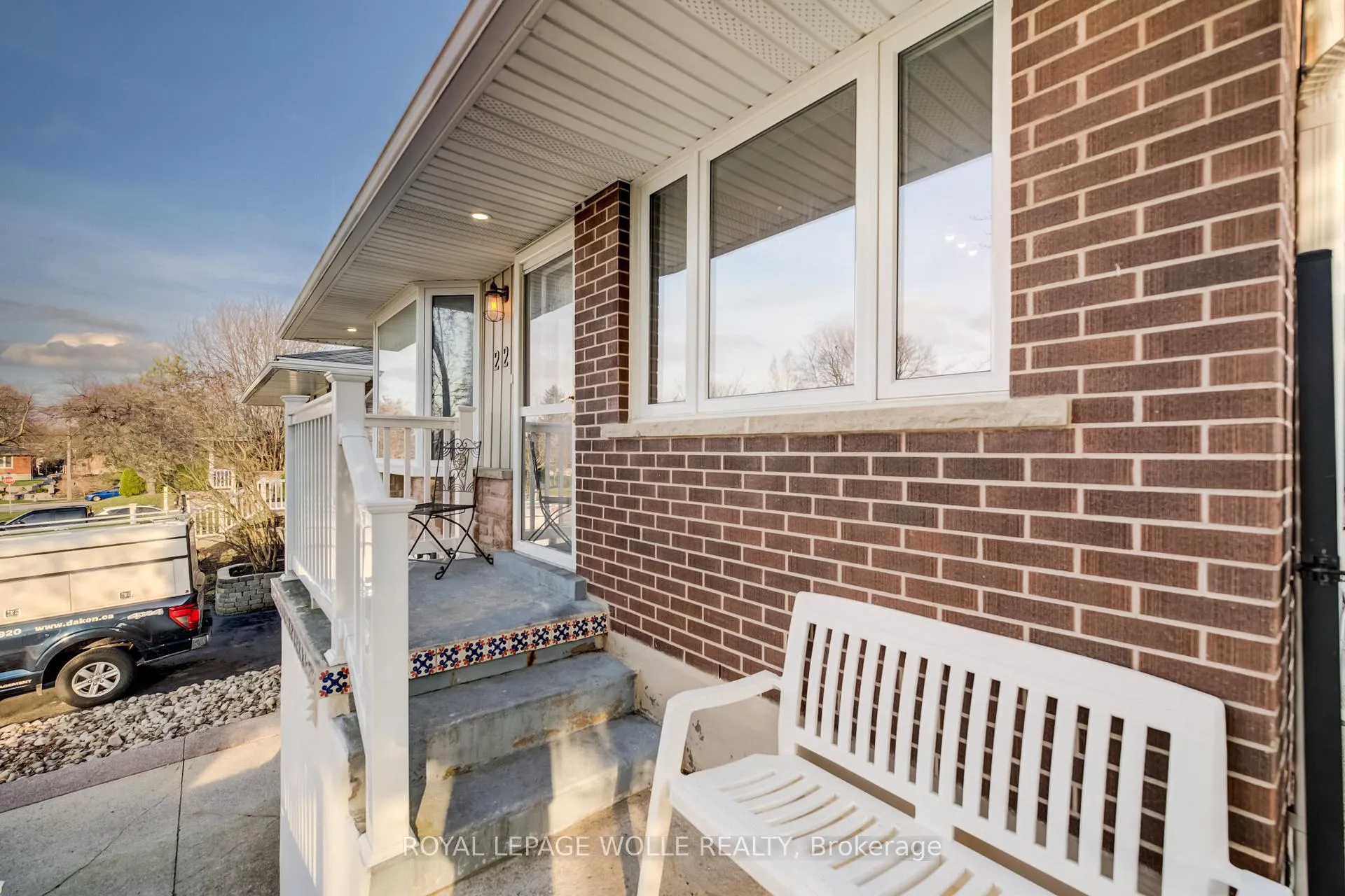 Photo 5 of 22 Duncairn Avenue, Kitchener — HOMEH