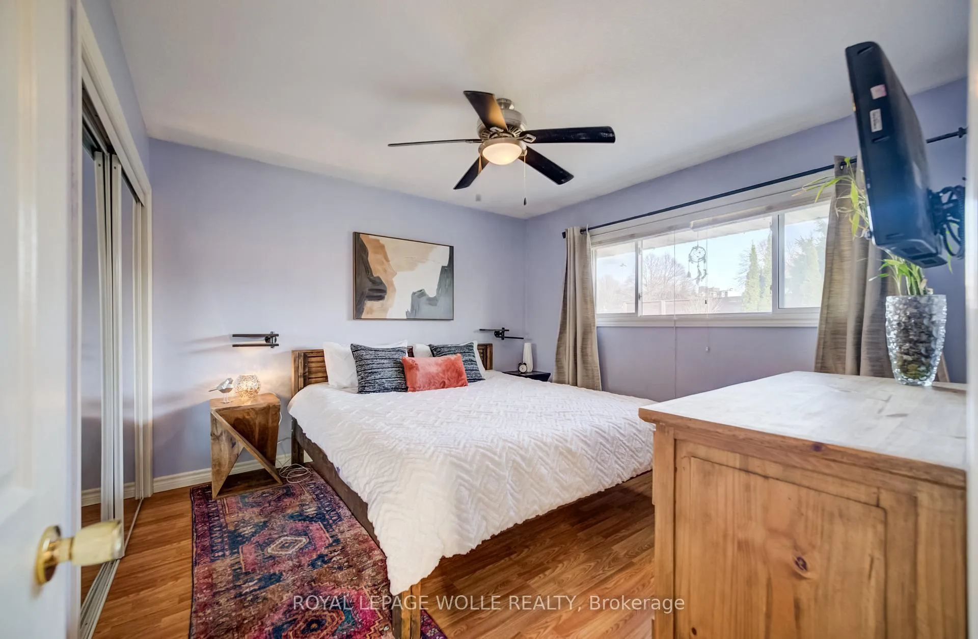 Photo 17 of 22 Duncairn Avenue, Kitchener — HOMEH