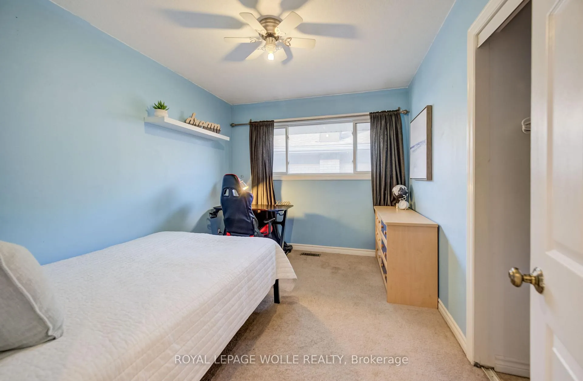 Photo 19 of 22 Duncairn Avenue, Kitchener — HOMEH