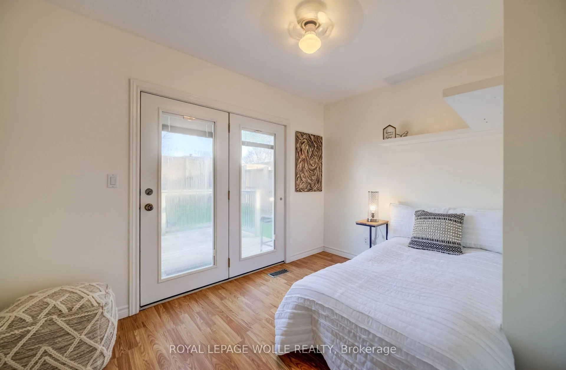 Photo 20 of 22 Duncairn Avenue, Kitchener — HOMEH