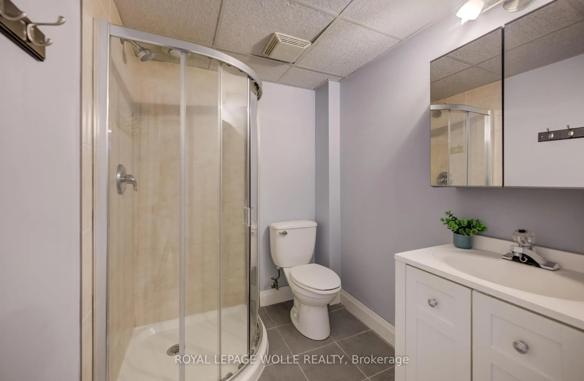 Photo 34 of 22 Duncairn Avenue, Kitchener — HOMEH