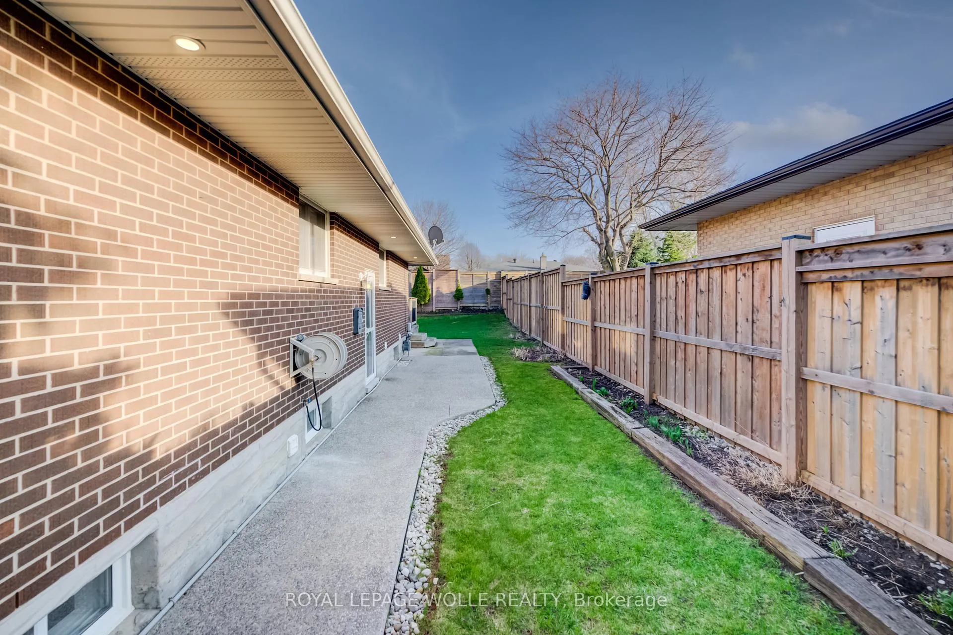 Photo 37 of 22 Duncairn Avenue, Kitchener — HOMEH