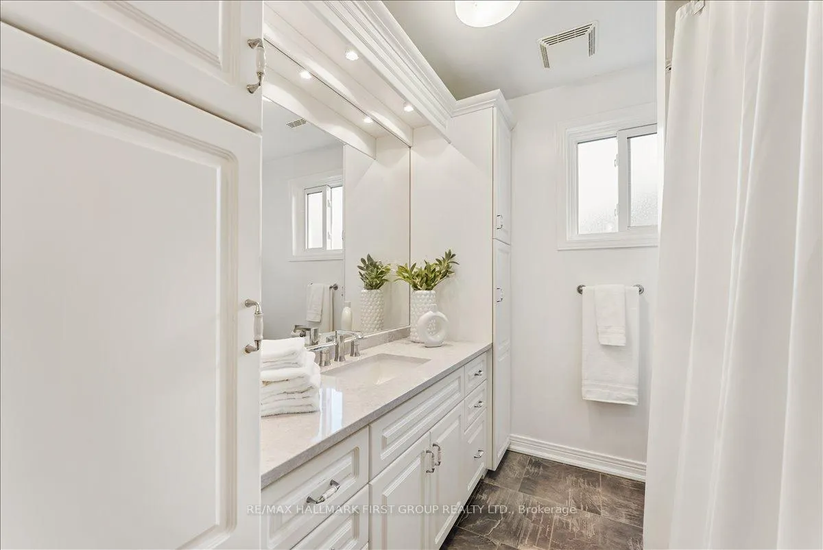 Photo 21 of 68 Resolute Crescent, Whitby, Lynde Creek — HOMEH