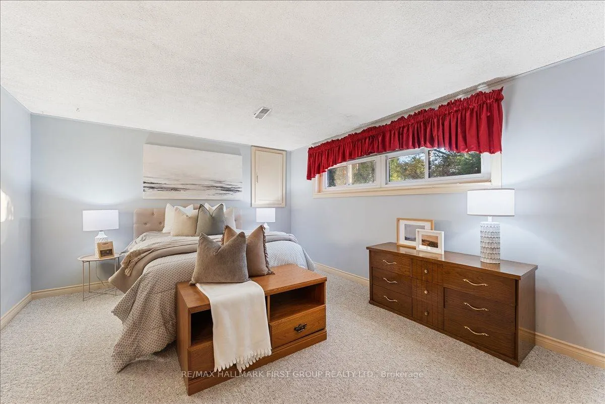 Photo 25 of 68 Resolute Crescent, Whitby, Lynde Creek — HOMEH