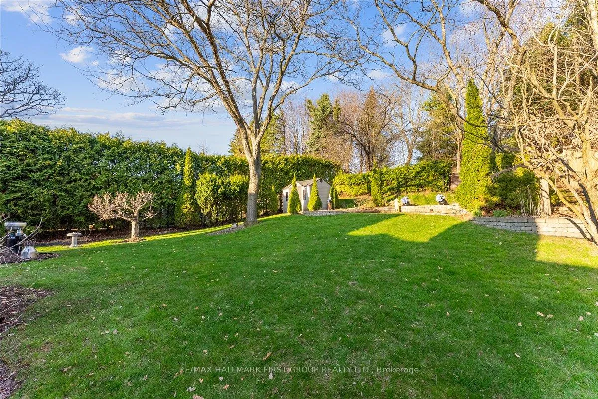 Photo 33 of 68 Resolute Crescent, Whitby, Lynde Creek — HOMEH