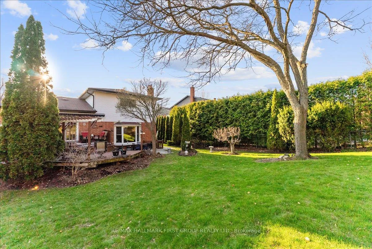 Photo 36 of 68 Resolute Crescent, Whitby, Lynde Creek — HOMEH