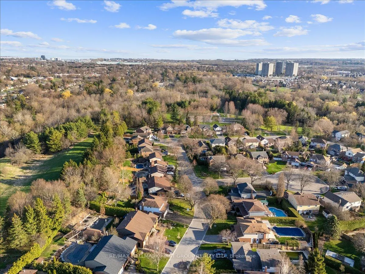 Photo 38 of 68 Resolute Crescent, Whitby, Lynde Creek — HOMEH