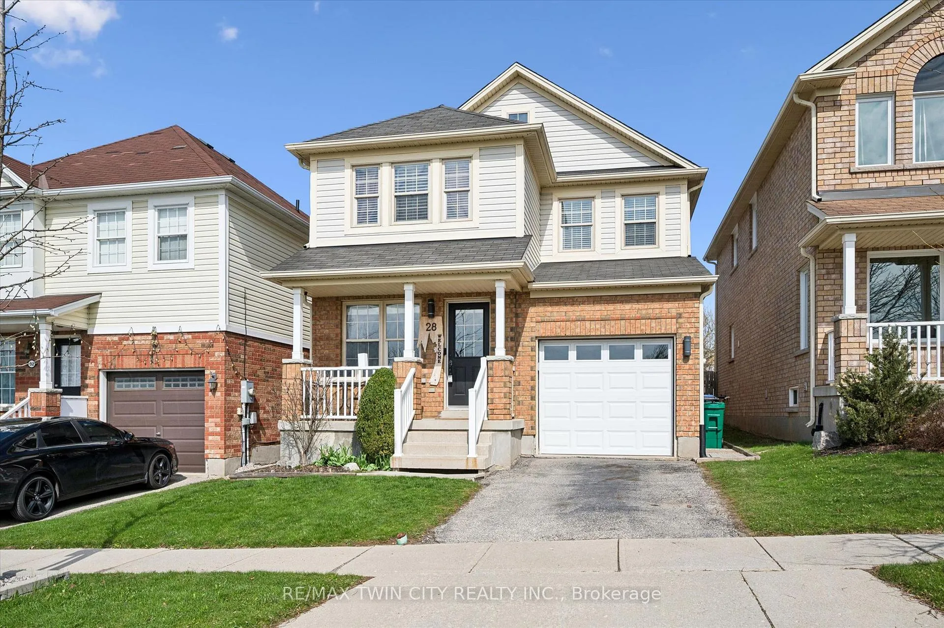 Photo 2 of 28 Griffiths Avenue, Cambridge — HOMEH