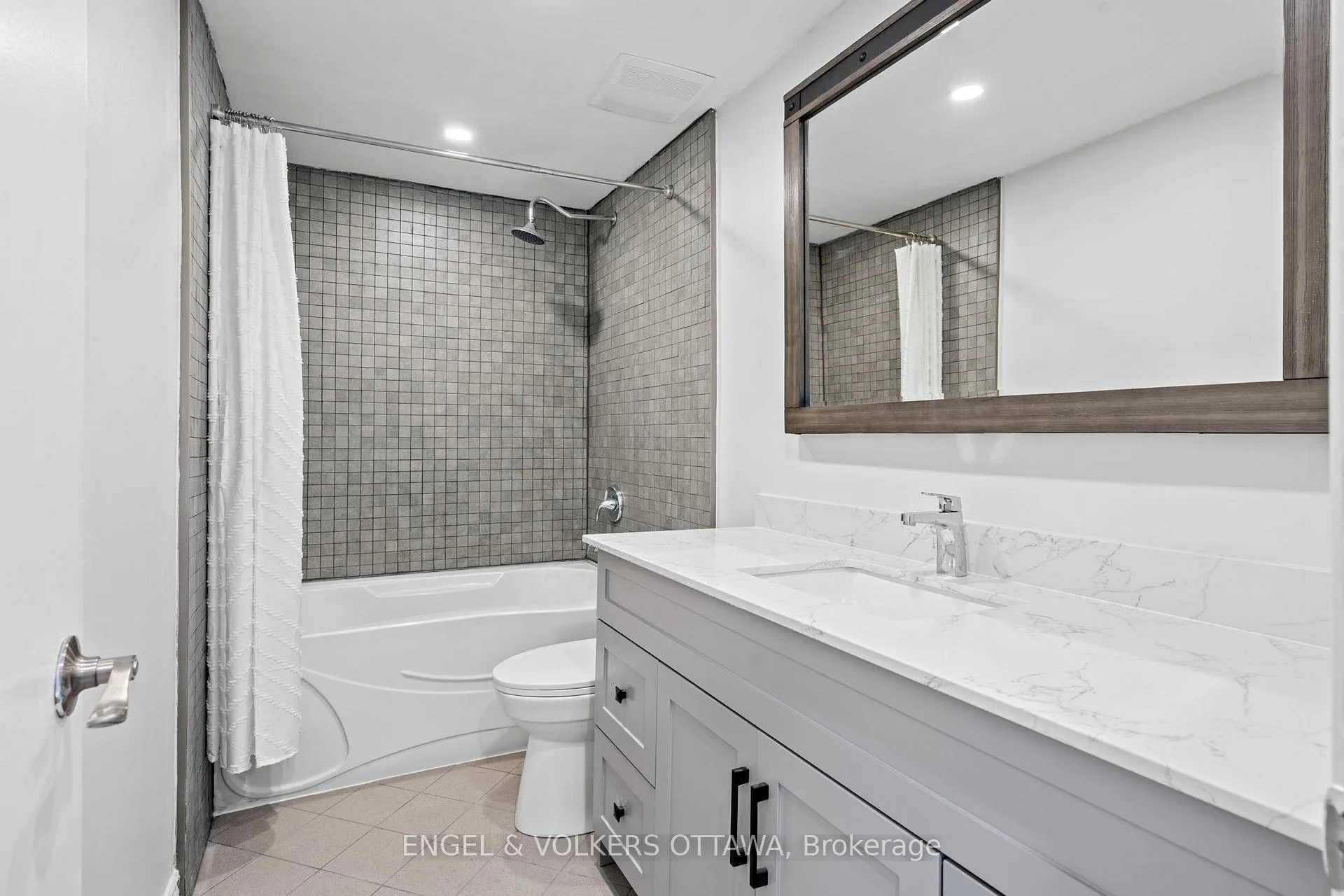 Photo 21 of 1540 Mimosa Avenue, Ottawa, Riverview Park — HOMEH