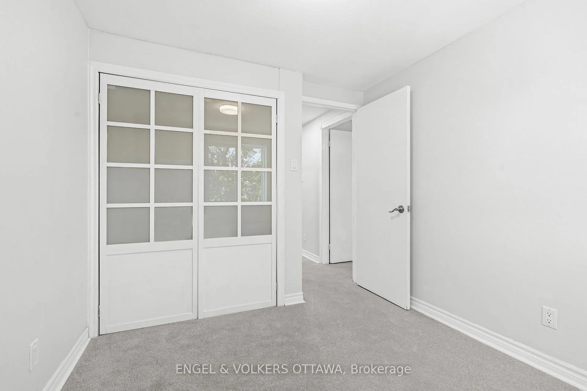 Photo 23 of 1540 Mimosa Avenue, Ottawa, Riverview Park — HOMEH
