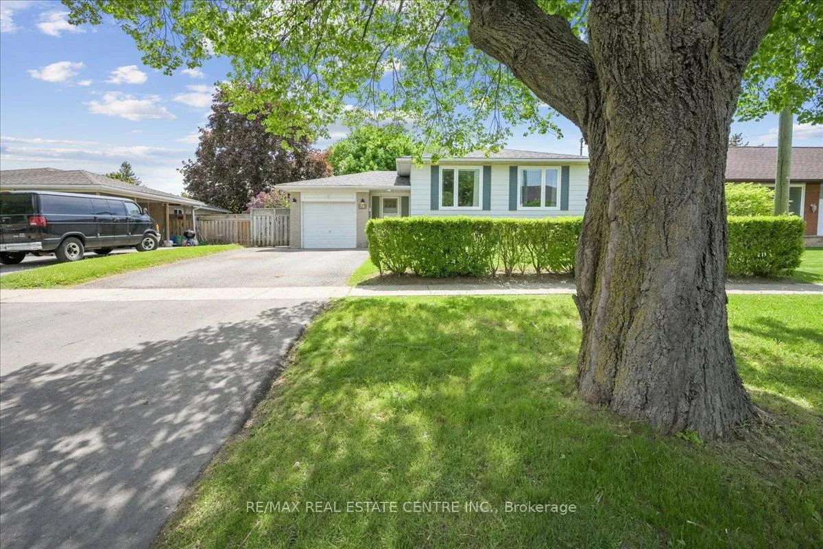 Photo 2 of 74 Mountainview Road S, Halton Hills, Georgetown — HOMEH