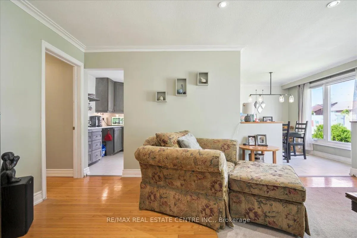 Photo 10 of 74 Mountainview Road S, Halton Hills, Georgetown — HOMEH