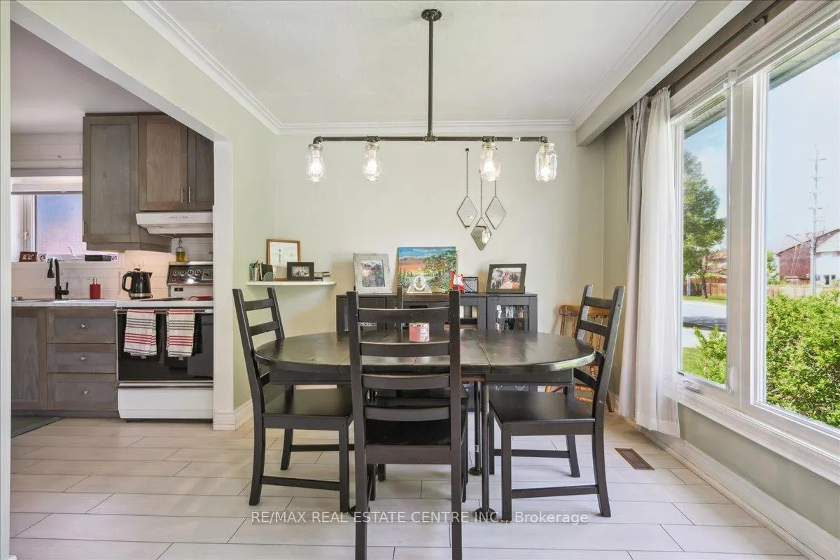 Photo 14 of 74 Mountainview Road S, Halton Hills, Georgetown — HOMEH